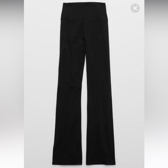 OFFLINE By Aerie OG High Waisted Flare Legging medium perfect condition NWOT - Picture 3 of 3